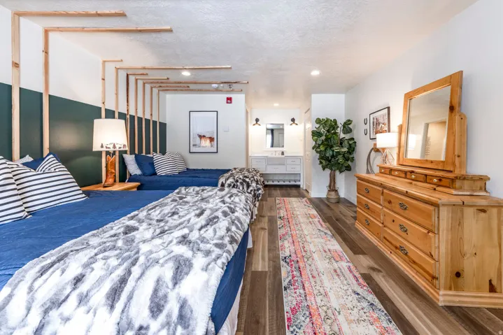 17017 Ant Flat Rd, Avon, Utah 84328