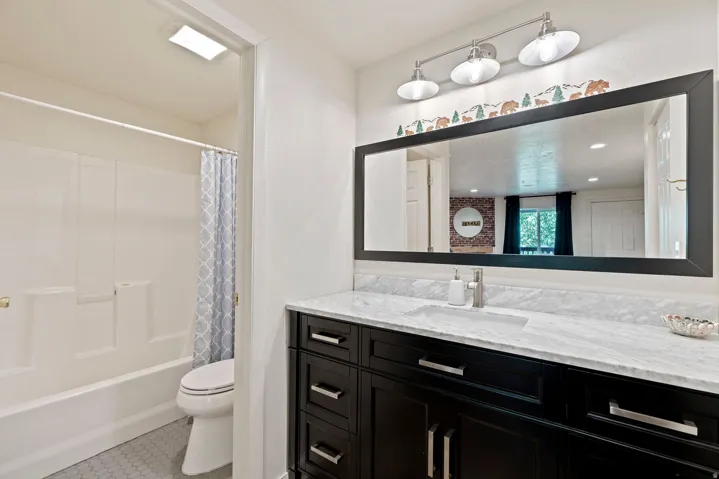 17017 Ant Flat Rd, Avon, Utah 84328