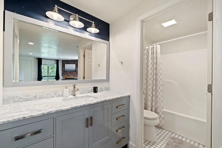 17017 Ant Flat Rd, Huntsville, Utah 84317