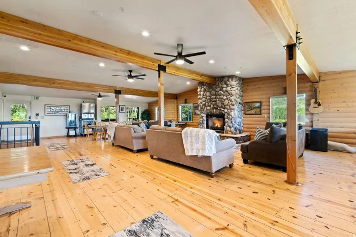 17017 Ant Flat Rd, Huntsville, Utah 84317