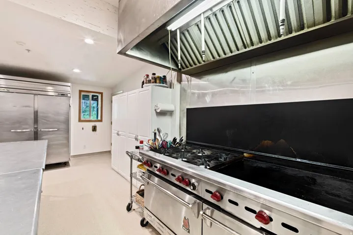 17017 Ant Flat Rd, Huntsville, Utah 84317