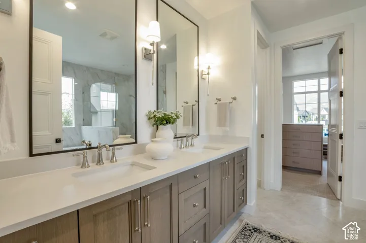 39 N Hayfield Cir, Kaysville, Utah 84037