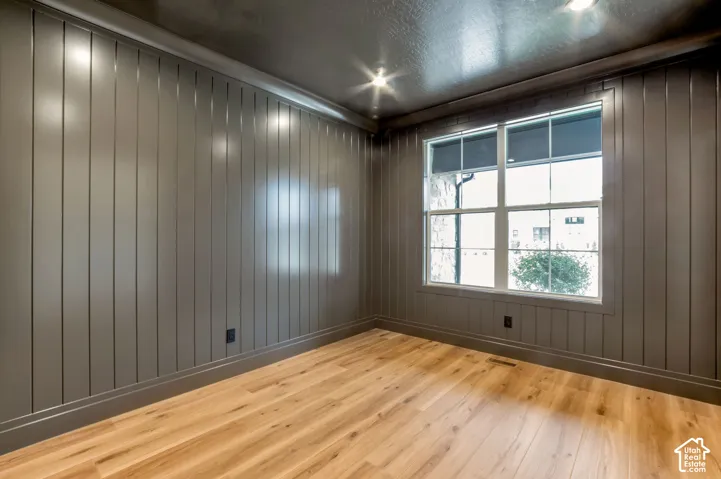 39 N Hayfield Cir, Kaysville, Utah 84037