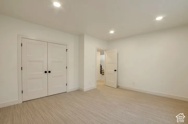 39 N Hayfield Cir, Kaysville, Utah 84037