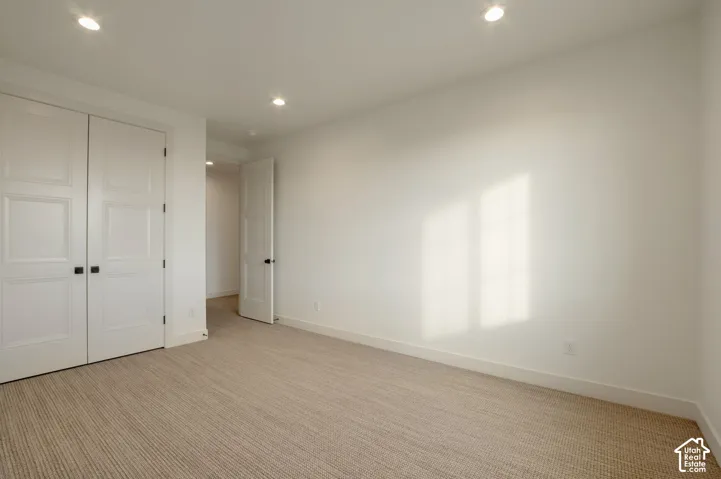 39 N Hayfield Cir, Kaysville, Utah 84037