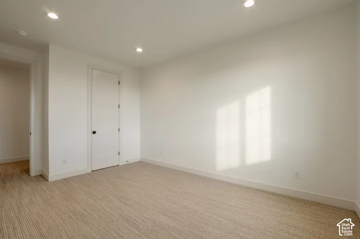 39 N Hayfield Cir, Kaysville, Utah 84037