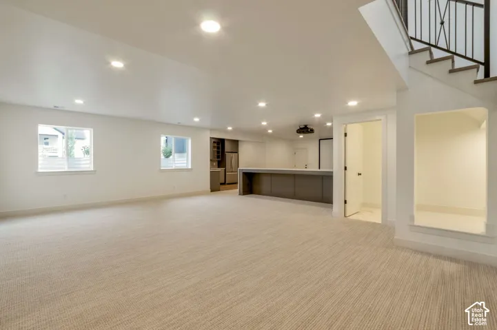 39 N Hayfield Cir, Kaysville, Utah 84037