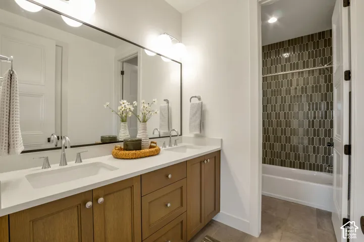 39 N Hayfield Cir, Kaysville, Utah 84037