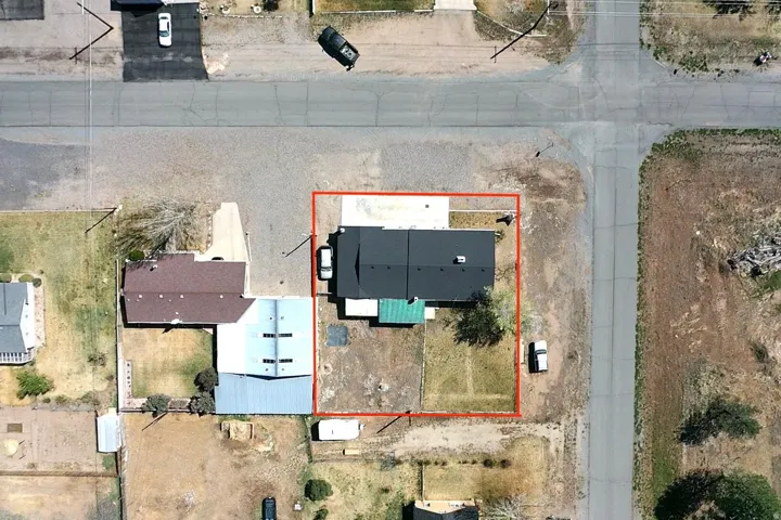 Aerial view of property's location with property boundaries highlighted