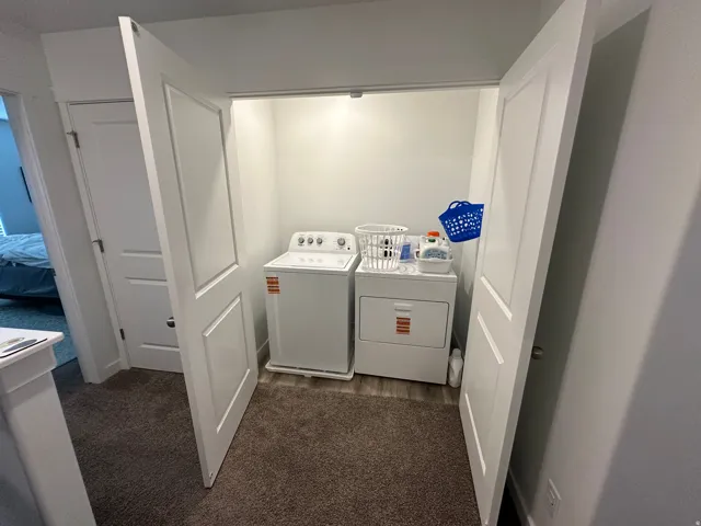 Washer / dryer included