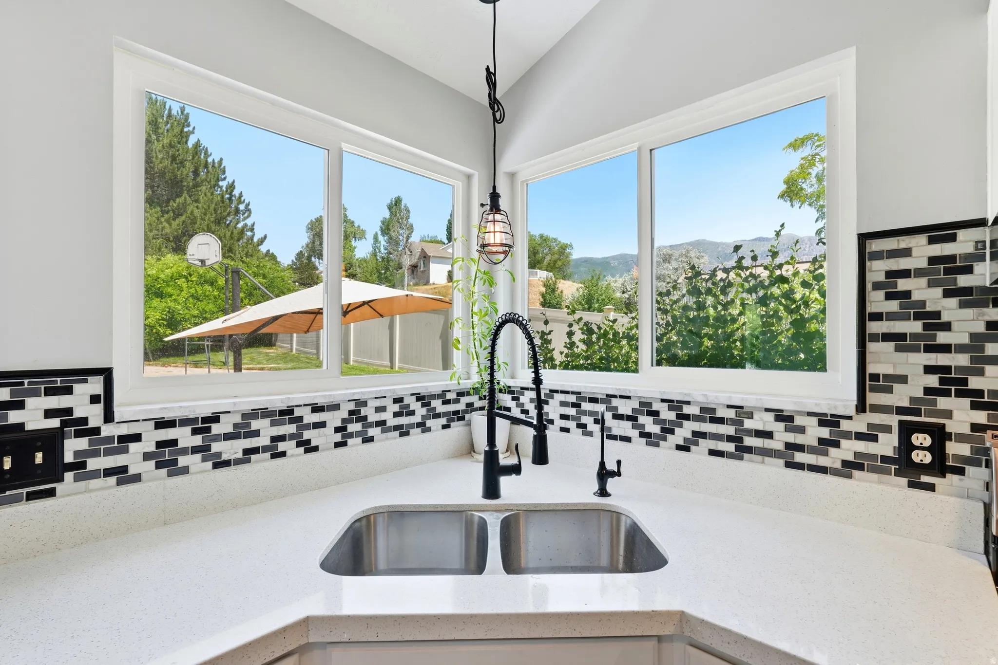 Corner stainless steel double sink with gooseneck faucet