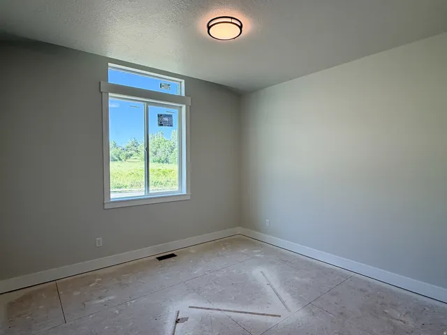379 E Skyline Dr, Brigham City, Utah 84302