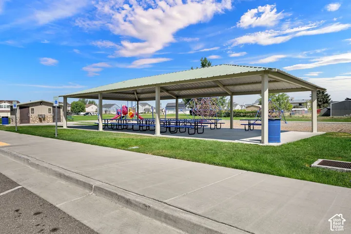 3581 W 2500 S, Syracuse, Utah 84075