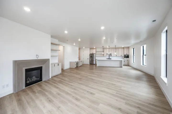 2250 E Murray Holladay Rd #201, Holladay, Utah 84117