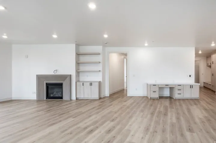 2250 E Murray Holladay Rd #201, Holladay, Utah 84117