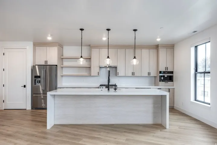 2250 E Murray Holladay Rd #201, Holladay, Utah 84117