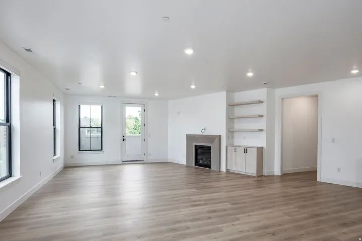 2250 E Murray Holladay Rd #201, Holladay, Utah 84117