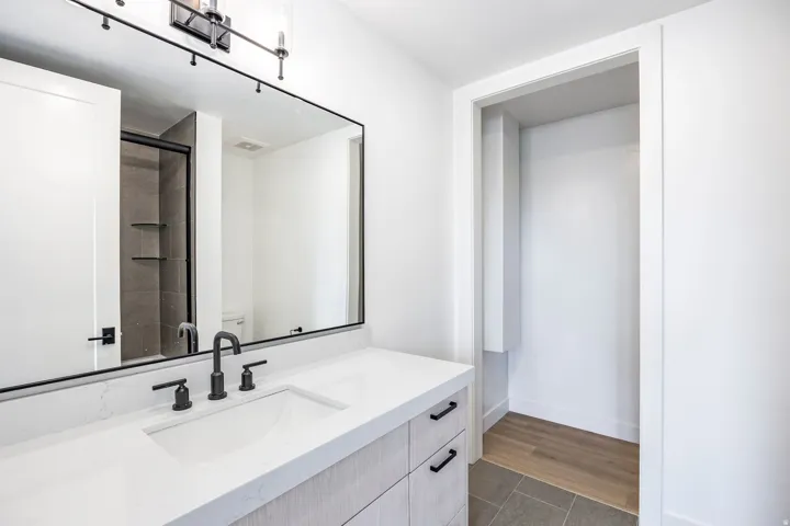 2250 E Murray Holladay Rd #201, Holladay, Utah 84117