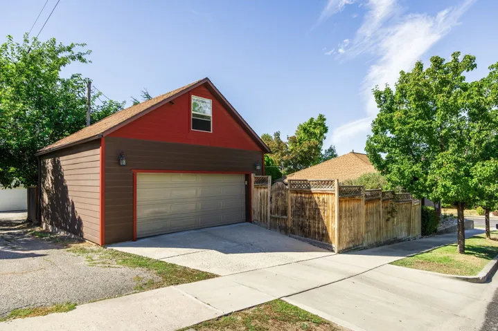 1465 S 1500 E, Salt Lake City, Utah 84105