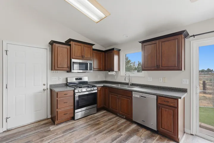 5049 S 4300 W, Hooper, Utah 84315