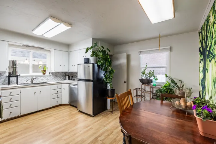 658 E Locust St, Sandy, Utah 84070