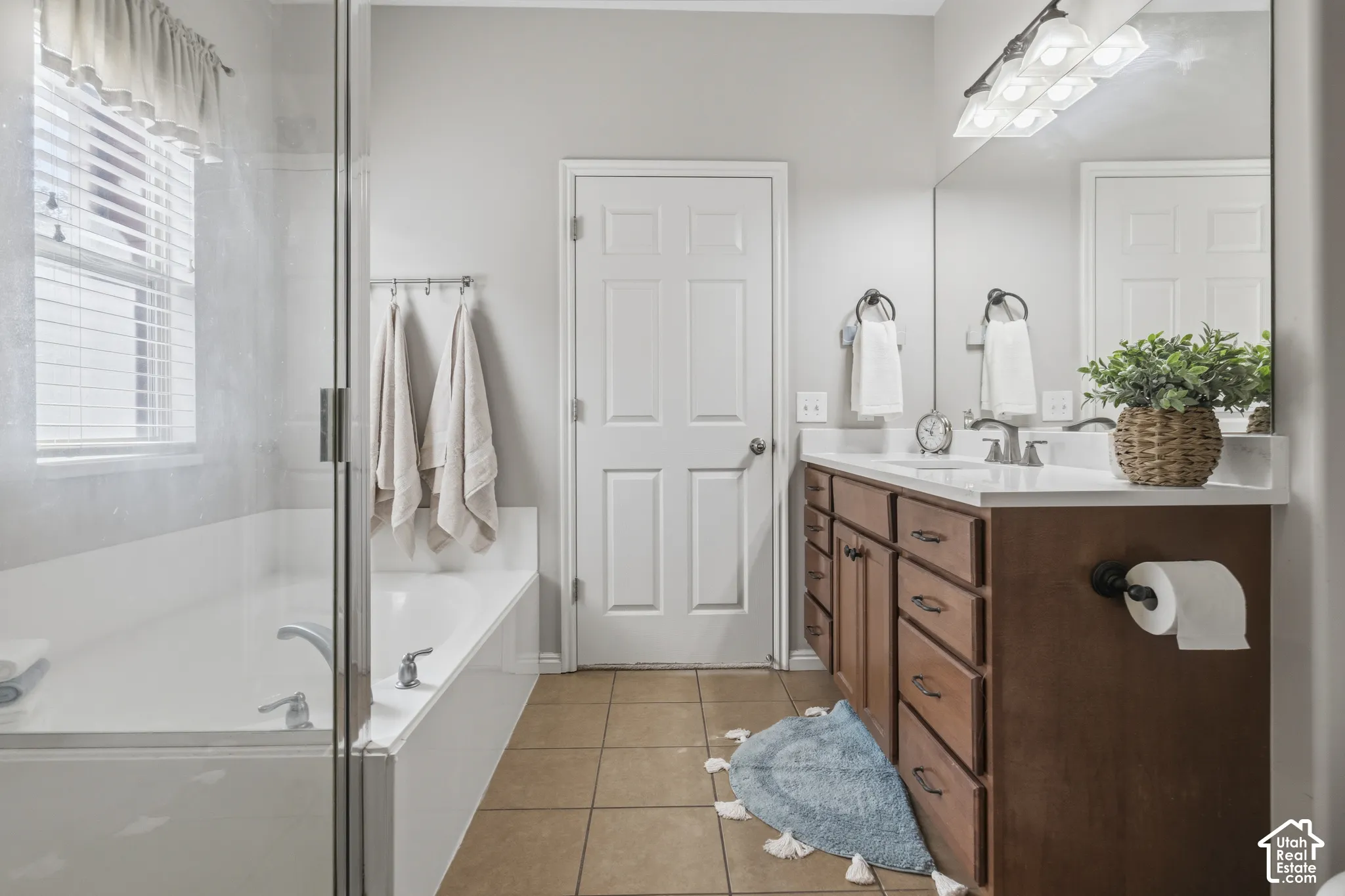 Primary Bathroom: new quartz countertops, new sink