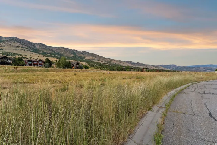 5857 E Wildflower Ct, Eden, Utah 84310