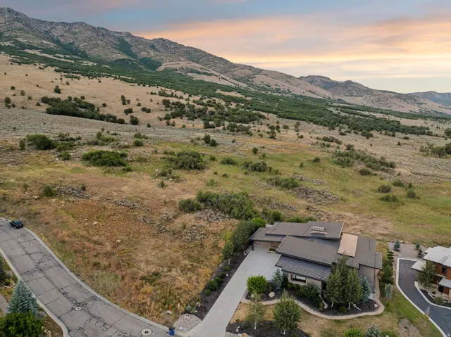 5857 E Wildflower Ct, Eden, Utah 84310