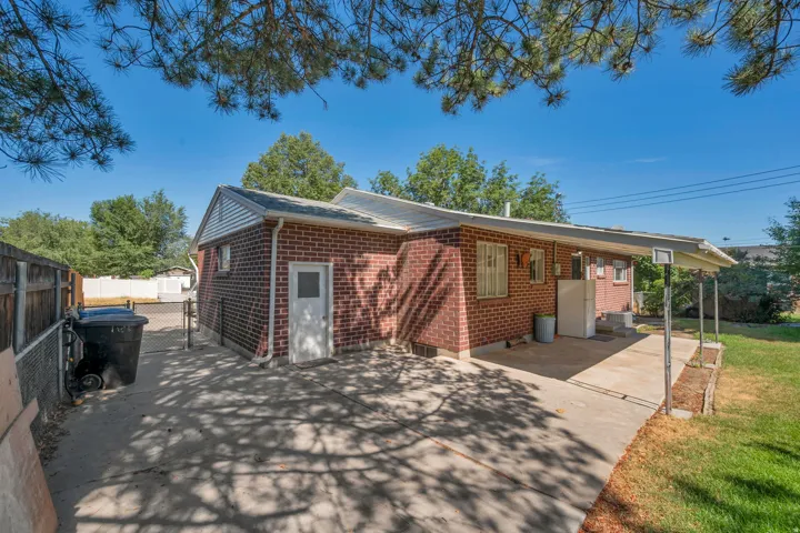 6871 S Springbrook Way, Cottonwood Heights, Utah 84121