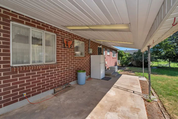 6871 S Springbrook Way, Cottonwood Heights, Utah 84121