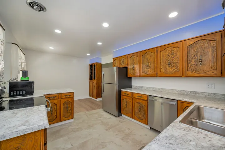 6871 S Springbrook Way, Cottonwood Heights, Utah 84121