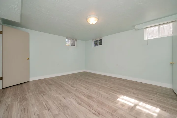 6871 S Springbrook Way, Cottonwood Heights, Utah 84121
