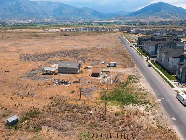 Expansive land parcel featuring open terrain