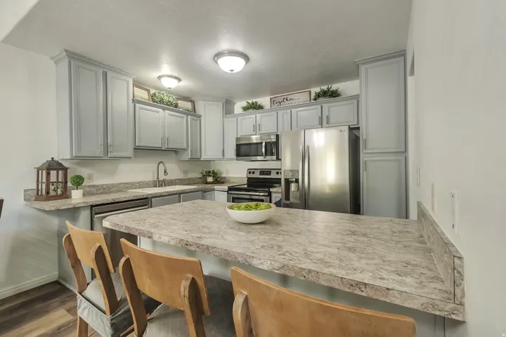 251 S Parkside Ct, Provo, Utah 84601