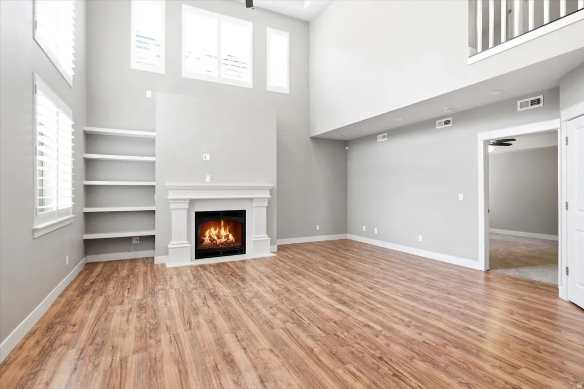 Great Room w/ 16 ft. Ceiling