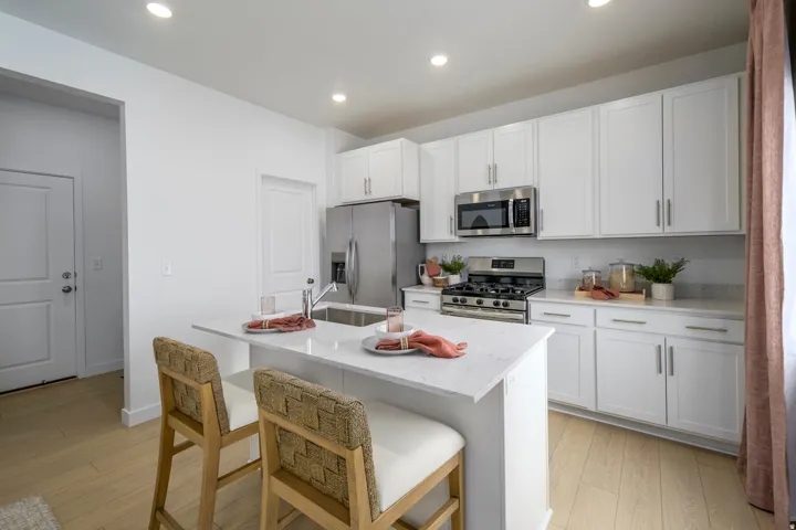 7616 S Graphite Dr #327, West Jordan, Utah 84081