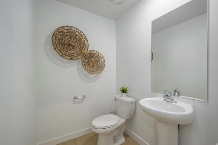 7616 S Graphite Dr #327, West Jordan, Utah 84081