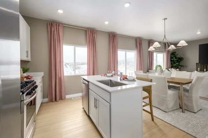 7616 S Graphite Dr #327, West Jordan, Utah 84081