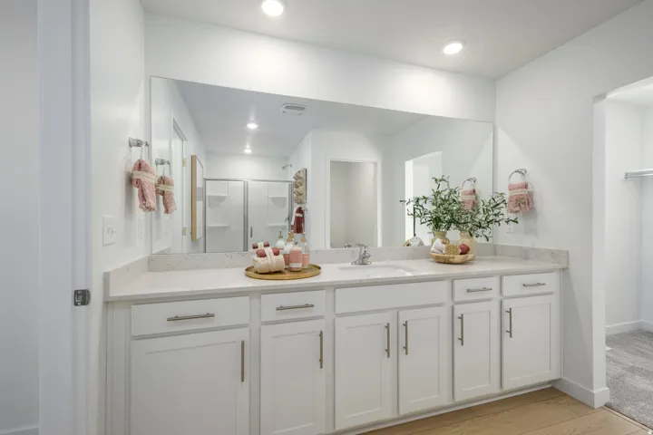 7616 S Graphite Dr #327, West Jordan, Utah 84081