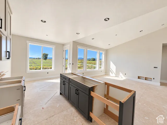 Vaulted ceiling with recessed lighting