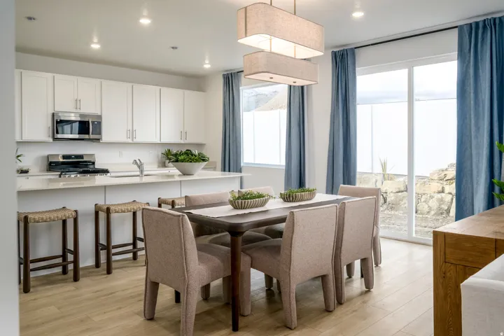 7612 S Graphite Dr #328, West Jordan, Utah 84081