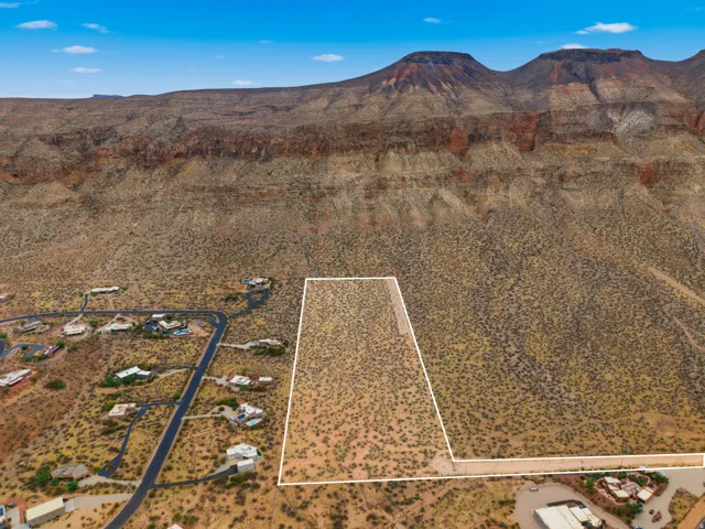 Expansive desert land parcel with clear boundary lines