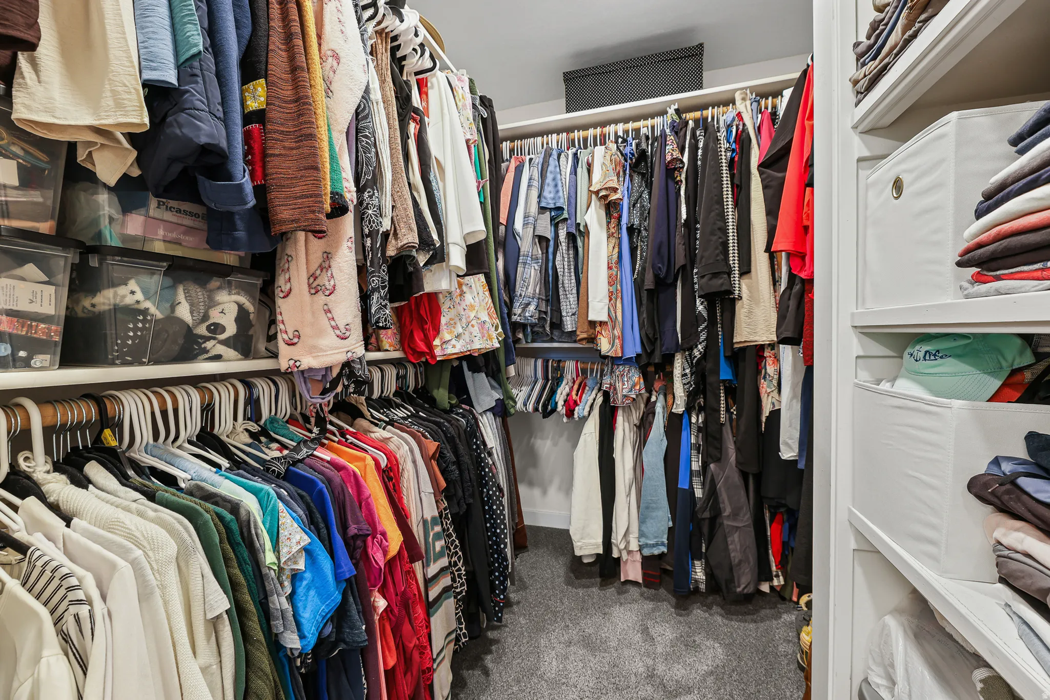 Walk-in closet