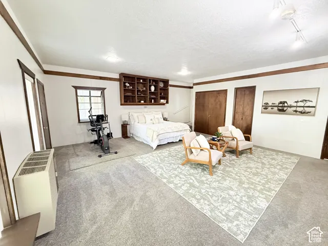 Primary bedroom with ensuite bathroom