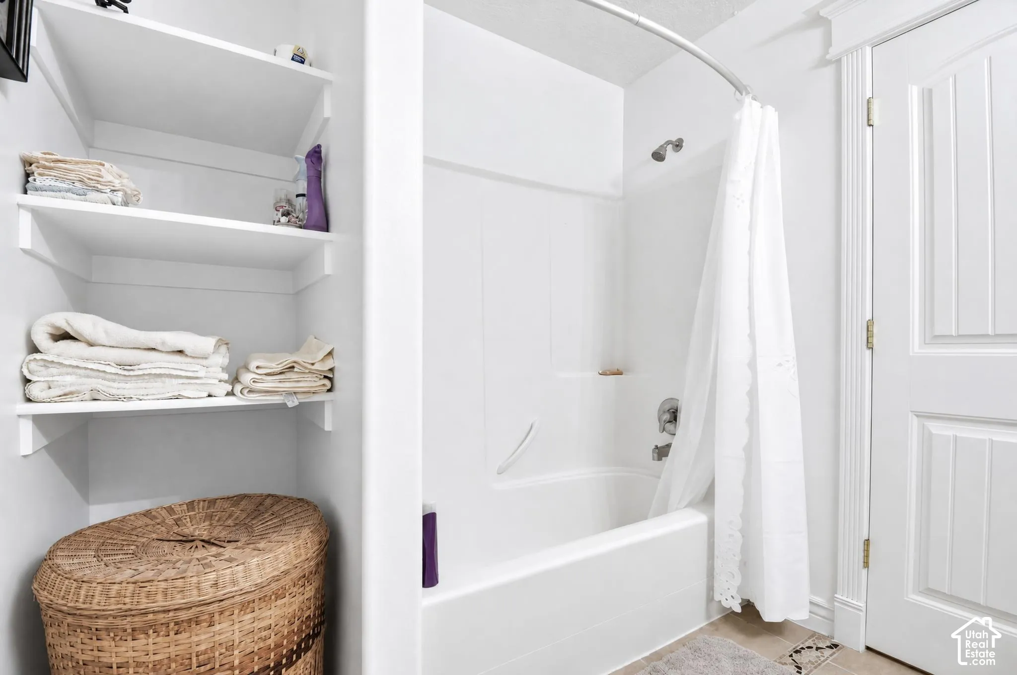 Main full bathroom