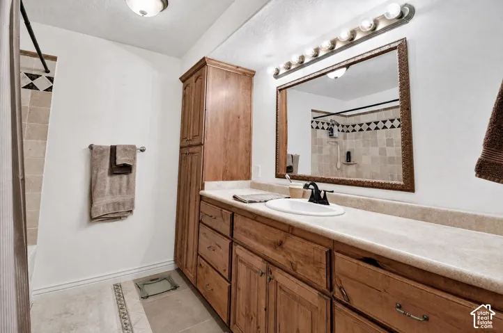 Primary en-suite