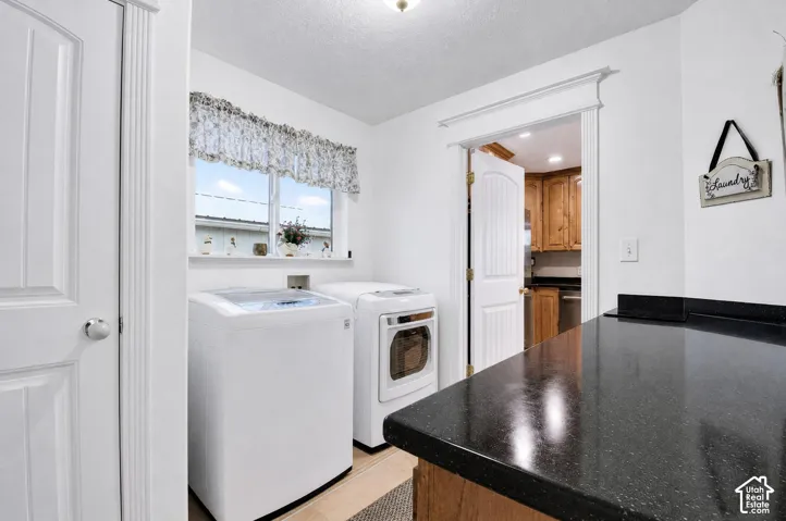 Laundry / mudroom with half bath