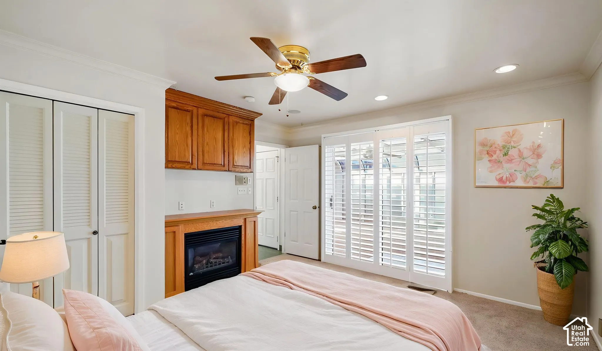 AI different view 2nd Bedroom or Den