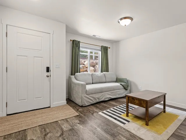 Front room / entryway
