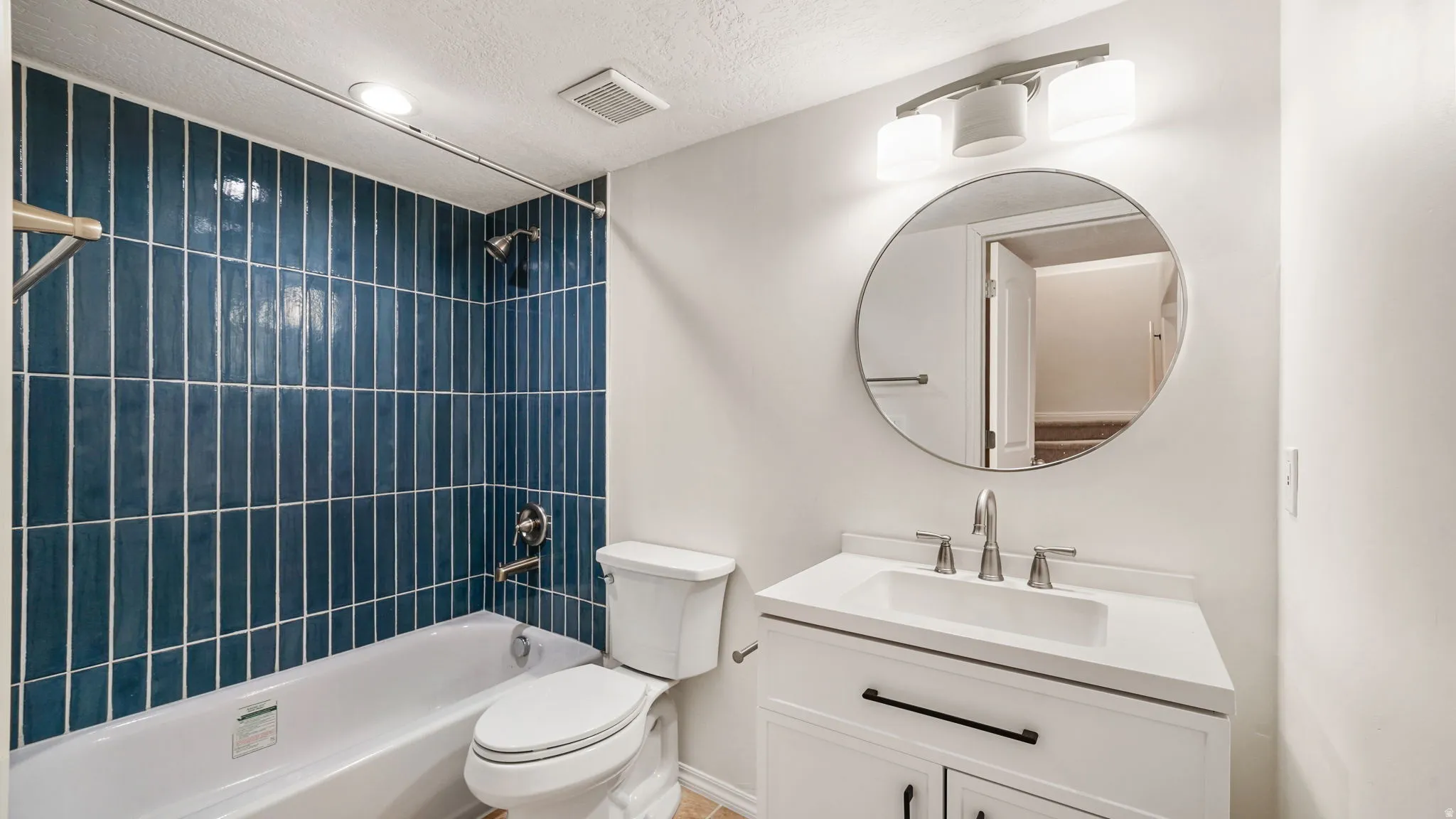 Updated basement full bathroom